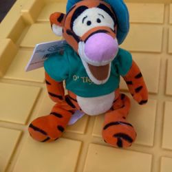 Disney St. Patrick's Day Tigger Mini Bean Bag plush