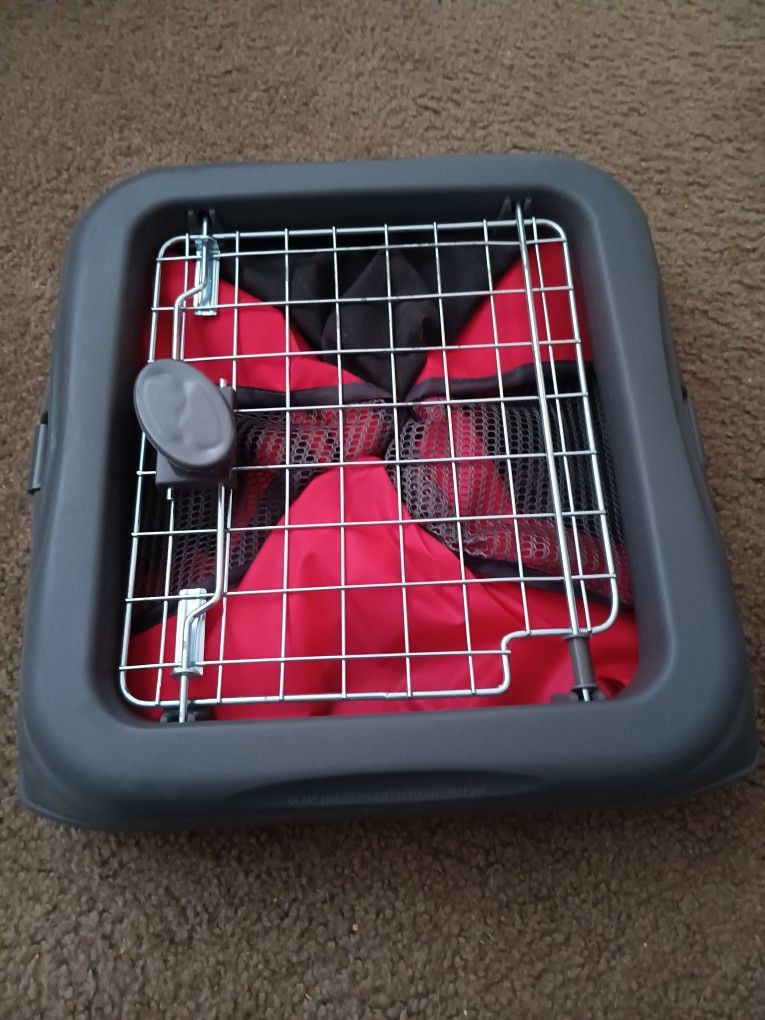 Pop Up Cat Crate