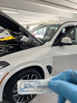 Auto glass windshields