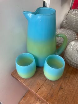 Vintage mid century modern blendo pitcher and glasses set