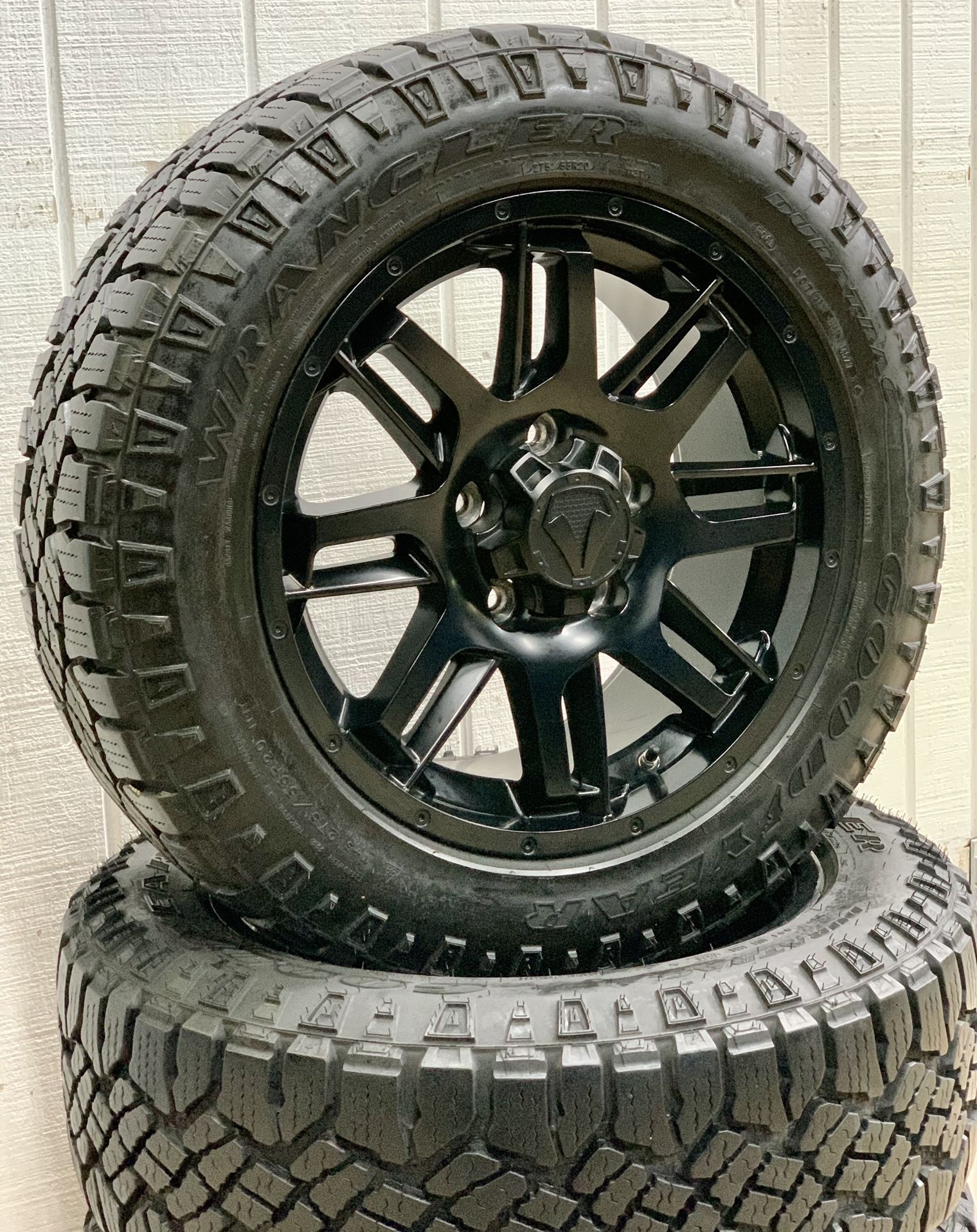 20” Toyota Tundra TSS rims 20x9 black Tundra wheels