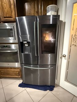Samsung Family Hub Refrigerator – $250