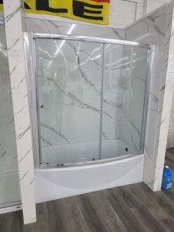 Bathtub & Glass Doors