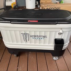 Monster Energy Igloo Party Cooler ~ Fishing Cooler Ice Chest ! 🔥 