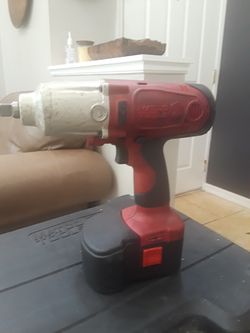 $120 Drill de Impacto con caja