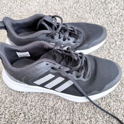 Adidas women’s shoes size 6.5