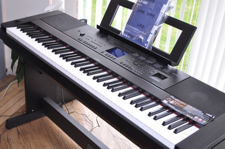 Yamaha Dgx-660 Portable Grand Piano 88-keys