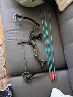 Diamond Atomic Compound Bow Right Hand