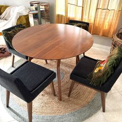 Round Dining Table & 4 Chairs