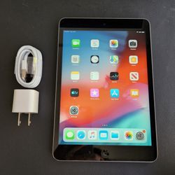 Apple iPad Mini 2 - Wifi - Like New 