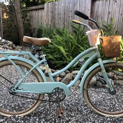 Huffy Nel Lusso Beach Cruiser 24” Light Blue 