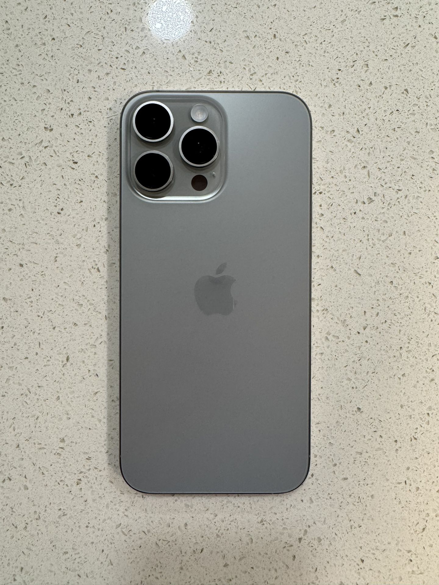 NEW iPhone 16 Pro Max 512gb UNLOCKED