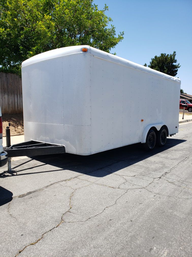 18'ft Enclosed trailer