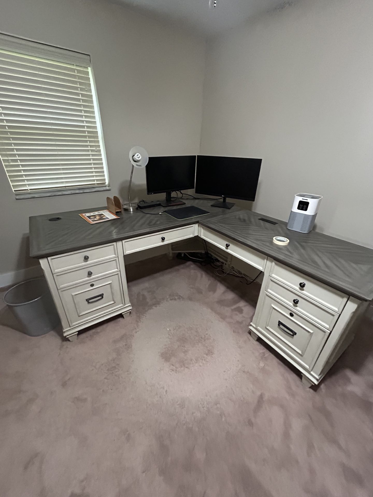 Office Desk