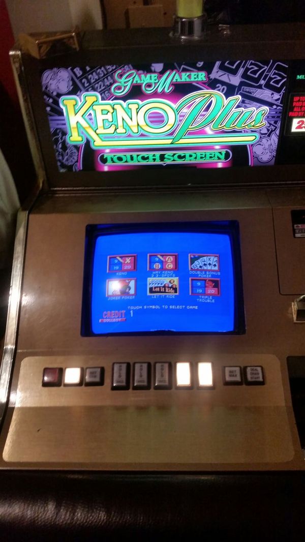 Game maker keno machine.. plus slot machine for Sale in North Las Vegas