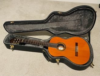 Cordoba acoustic guitar Model c3