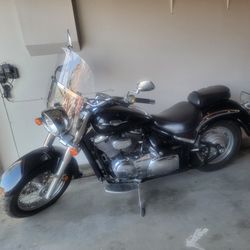 2005 Suzuki VL800