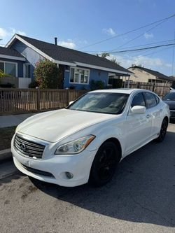2011 Infiniti M37