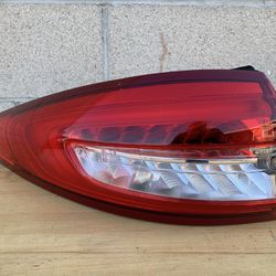 2017-2020 Ford Fusion Driver Left LH Outer Quarter LED Tail Light OEM