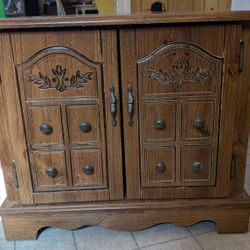 Vintage 1989 Cabinet 