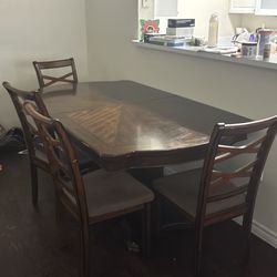 Kitchen table