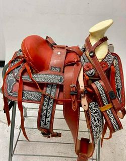 Momtura Charra con Bordados
