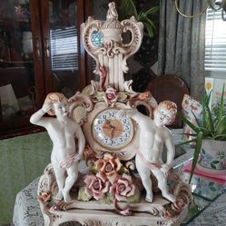 Capodimonte Mantle Table Clock