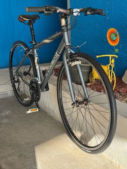 28” trek road  bike