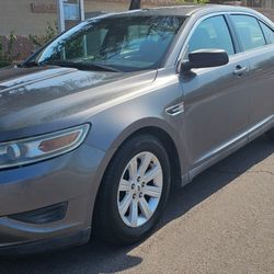 2012 Ford Taurus
