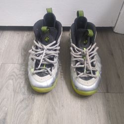 Grey/Green Foamposites(10.5)