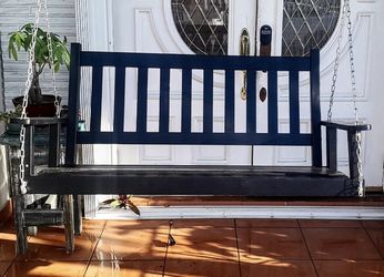 POLYWOOD Vineyard 2-person Black Recycled Plastic Outdoor Swing