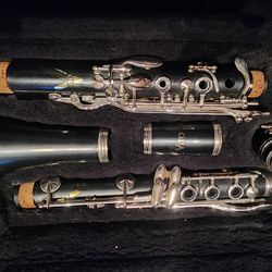 Vito LeBlanc V40 Clarinet W Case