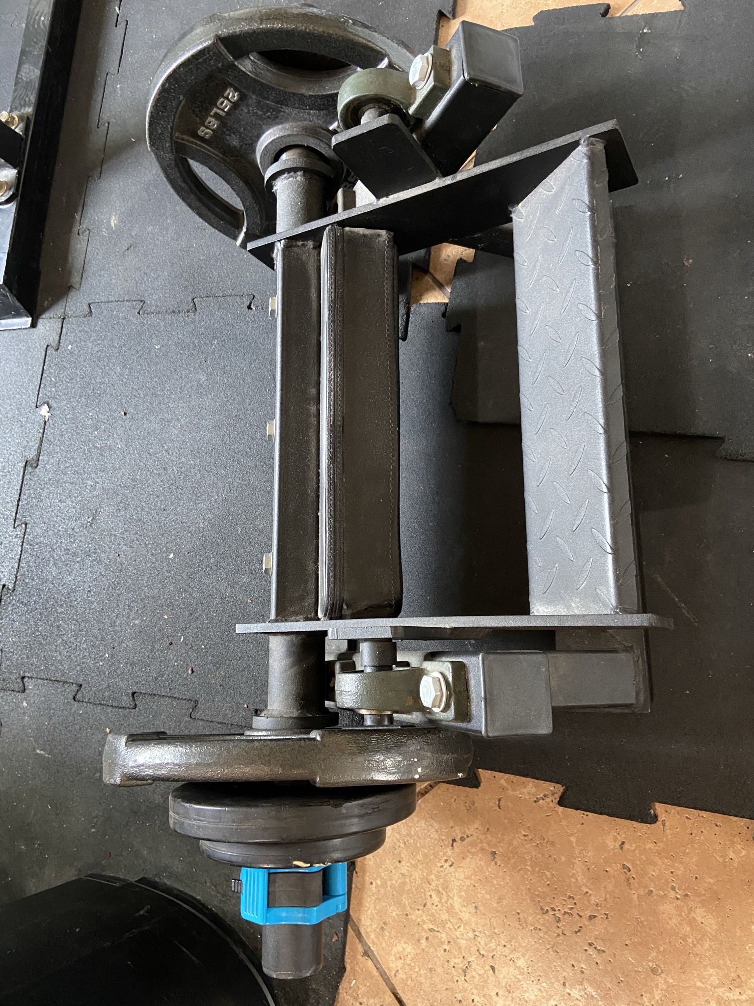 TITAN FITNESS TIBIA DORSI CALF MACHINE