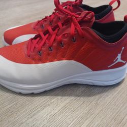 Low Top Jordan's Size 10