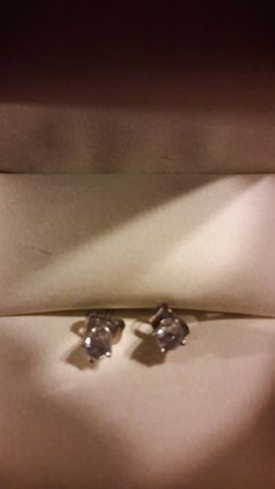 one day sale real diamond earrings $30 1/4 carrot total weight