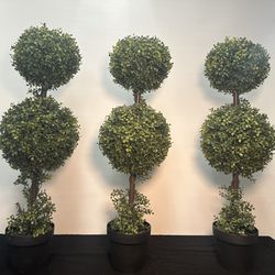 Silk Topiary Balls 36” Tall 