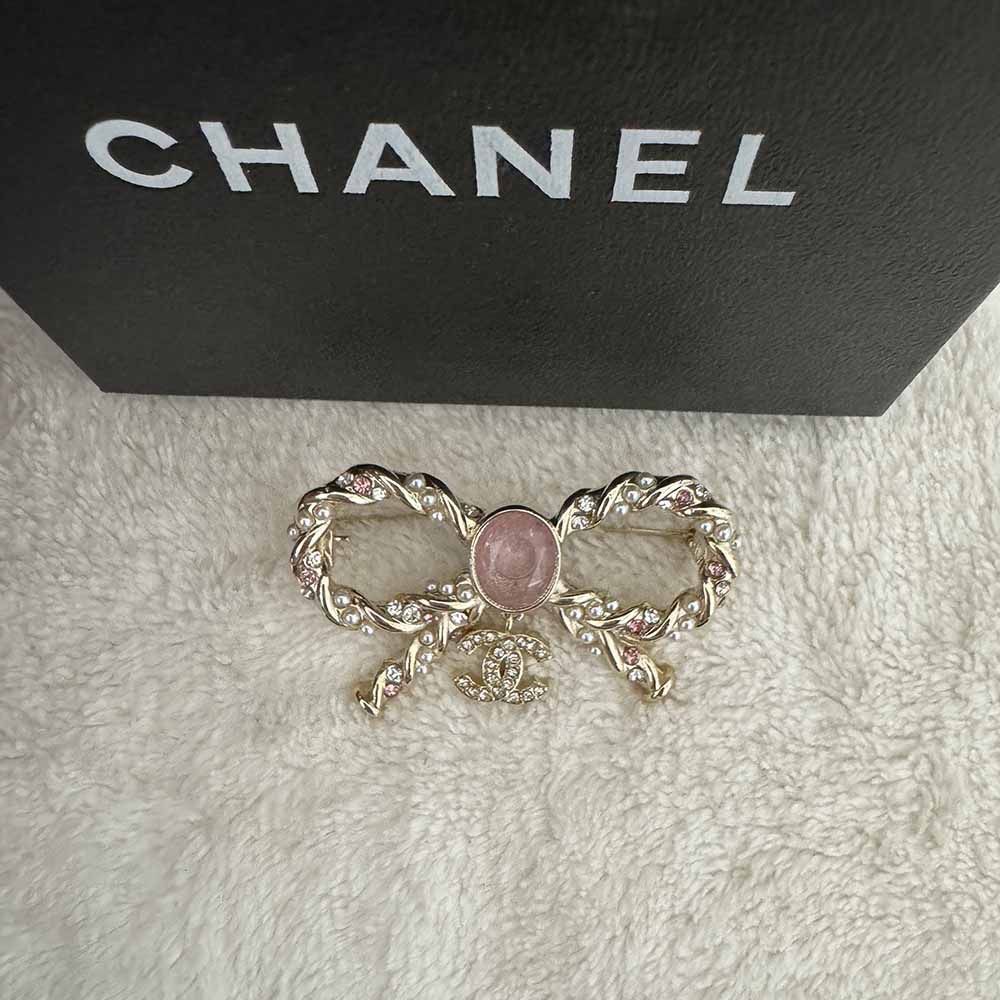 Gold Metal Rhinestones & Pearls Bow Brooch 