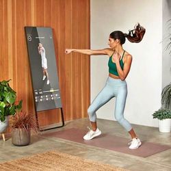 Lulemon / Peloton Studio Mirror Interactive Live & On Demand Fitness Classes