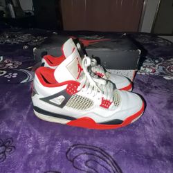 Jordan 4’s