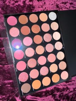 Morphe eye shadow palette 🎨
