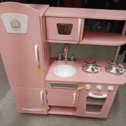 Craft Kid's Kitchen With/Accessories 