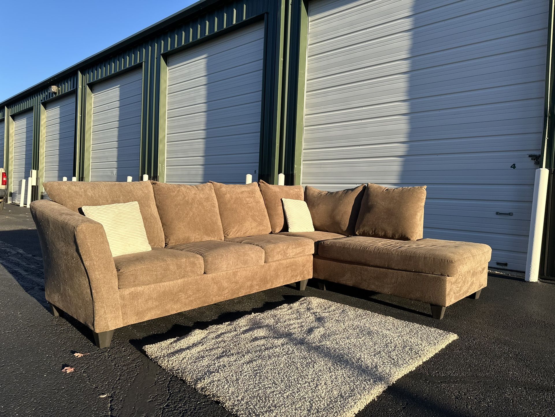 Sectional Couch Free Delivery 