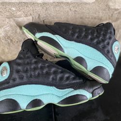 Air Jordan 13 Black Island Green ( pick up only ) Size 6y $39 FIRM