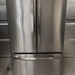 GE Refrigerator 