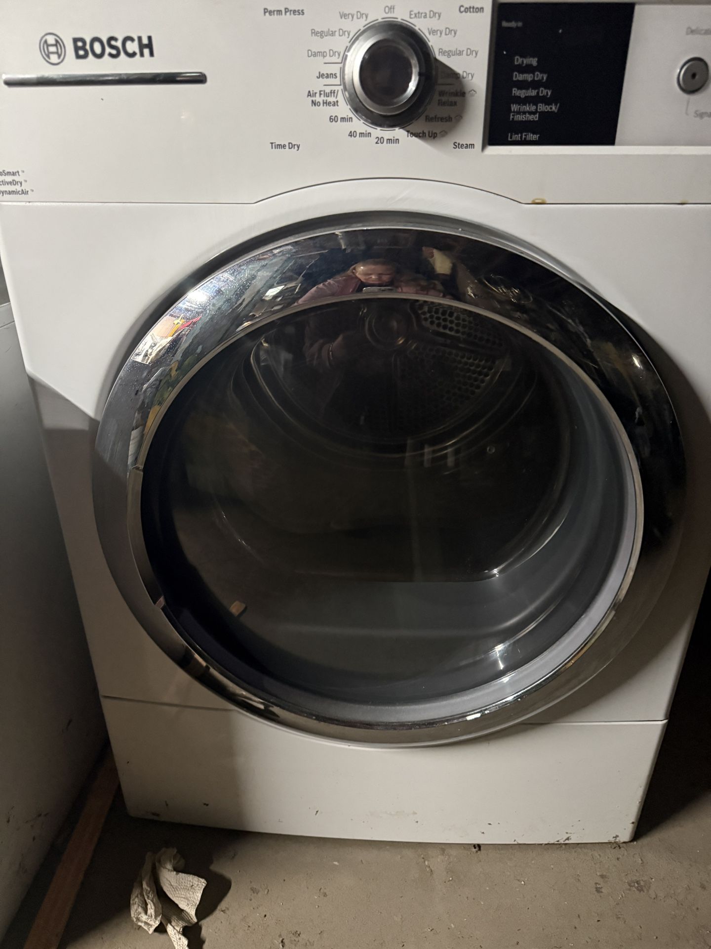 HERE’S A FANTASTIC DEAL ON A BOSCH DRYER THAT HAS ECOSMART, ACTIVEDRY, AND DYNAMICAIR AS A PART OF IT!