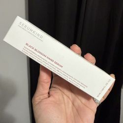 Black Blossom Hand Serum