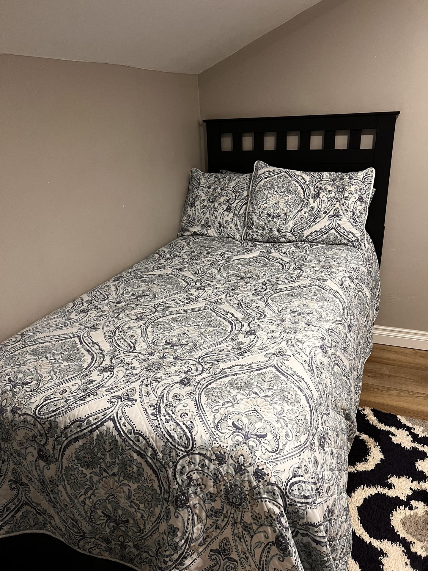 Twin Size Bed