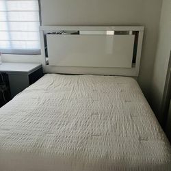 Queen Size Light-up Bed frame And Mattress