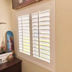REAL WOOD & LIFETIME WARRANTY, Custom Interior Shutters, Plantation Shutters, Window Treatments, Window Coverings, Persianas de Madera