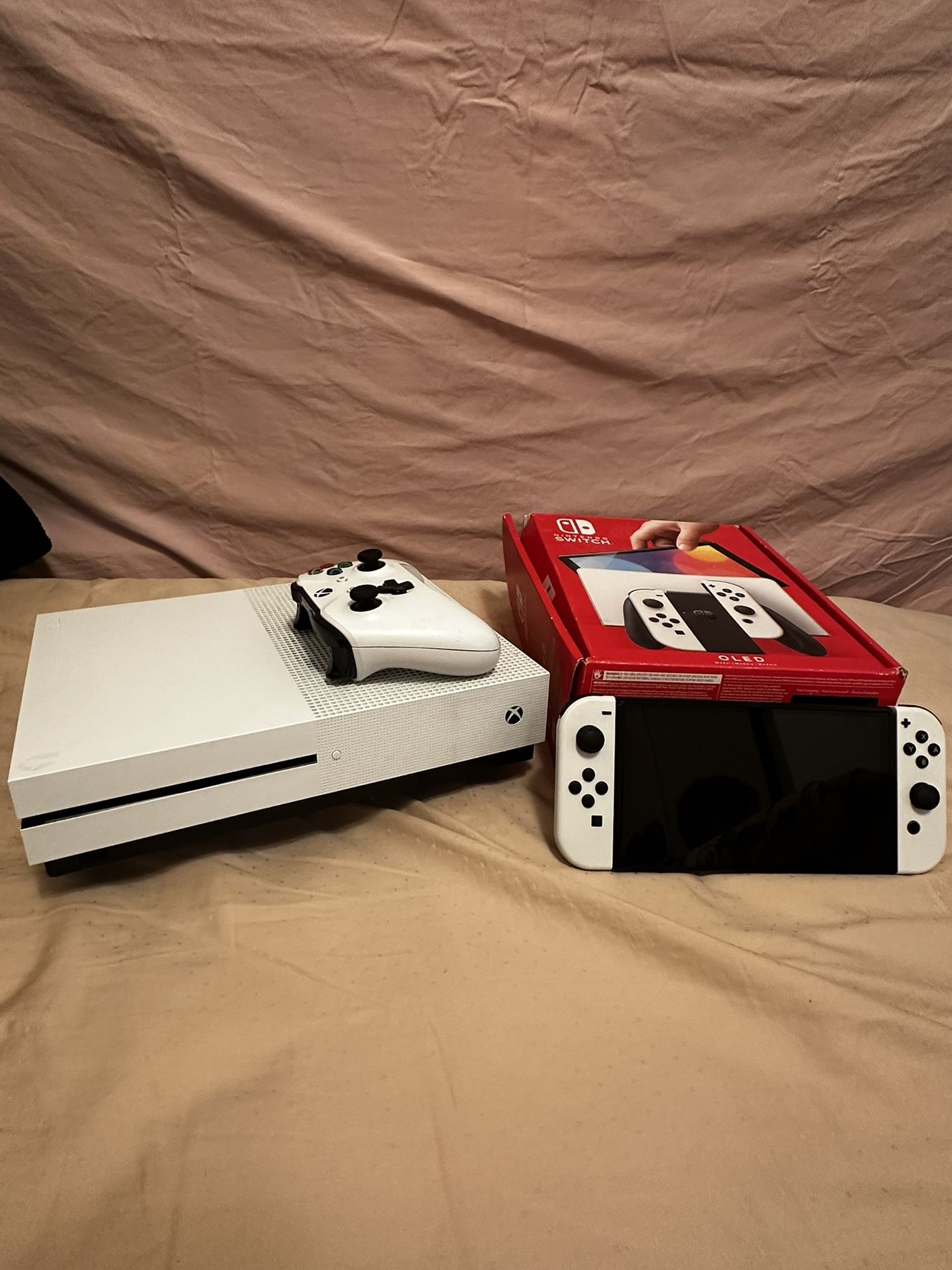 Xbox One S & Nintendo Switch OLED bundle